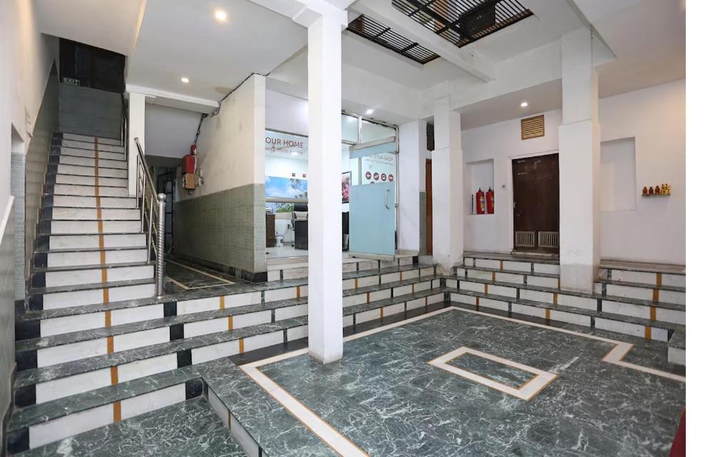 Vishal Hotel By Comfort Rooms 뉴델리 외부 사진