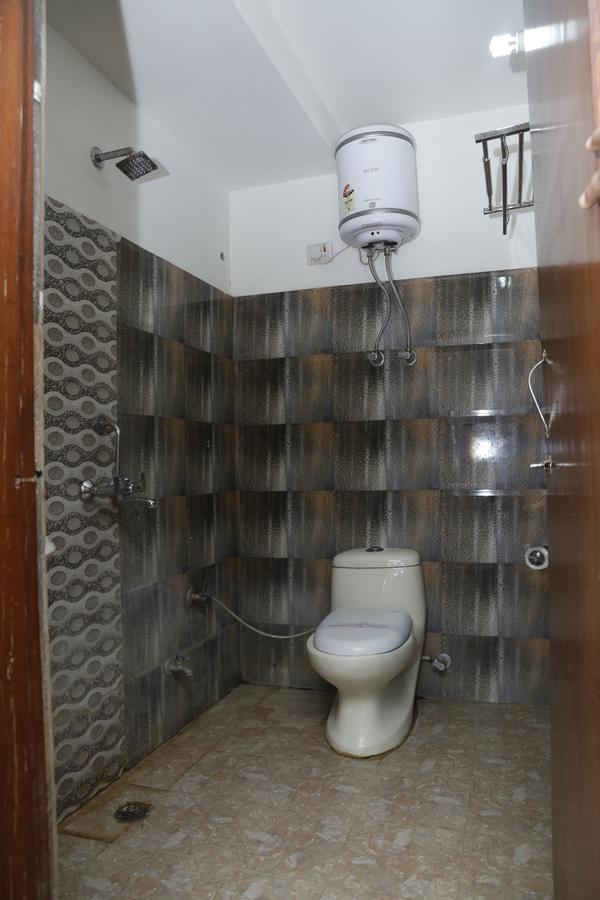 Vishal Hotel By Comfort Rooms 뉴델리 외부 사진